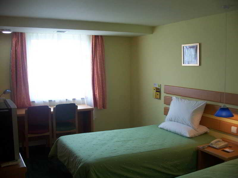 Home Inn Shanghai Pudong Nanpu Bridge Tangqiao Commercial Square Eksteriør billede