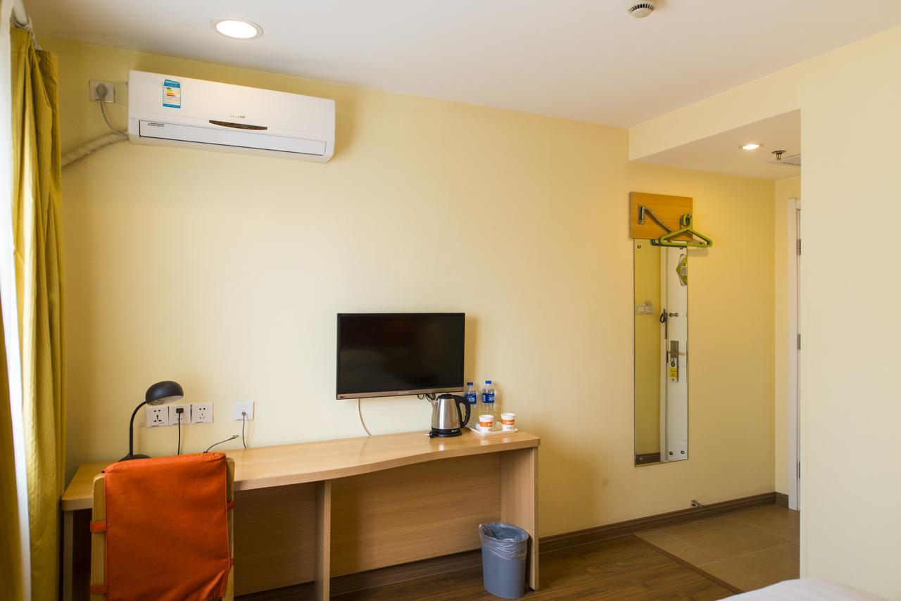 Home Inn Shanghai Pudong Nanpu Bridge Tangqiao Commercial Square Eksteriør billede