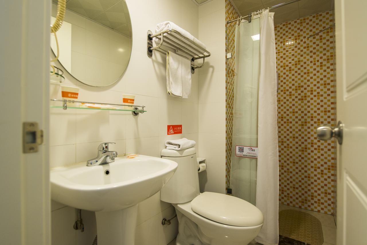 Home Inn Shanghai Pudong Nanpu Bridge Tangqiao Commercial Square Eksteriør billede